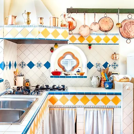 Casa Bizzarro Lejlighed Deliceto